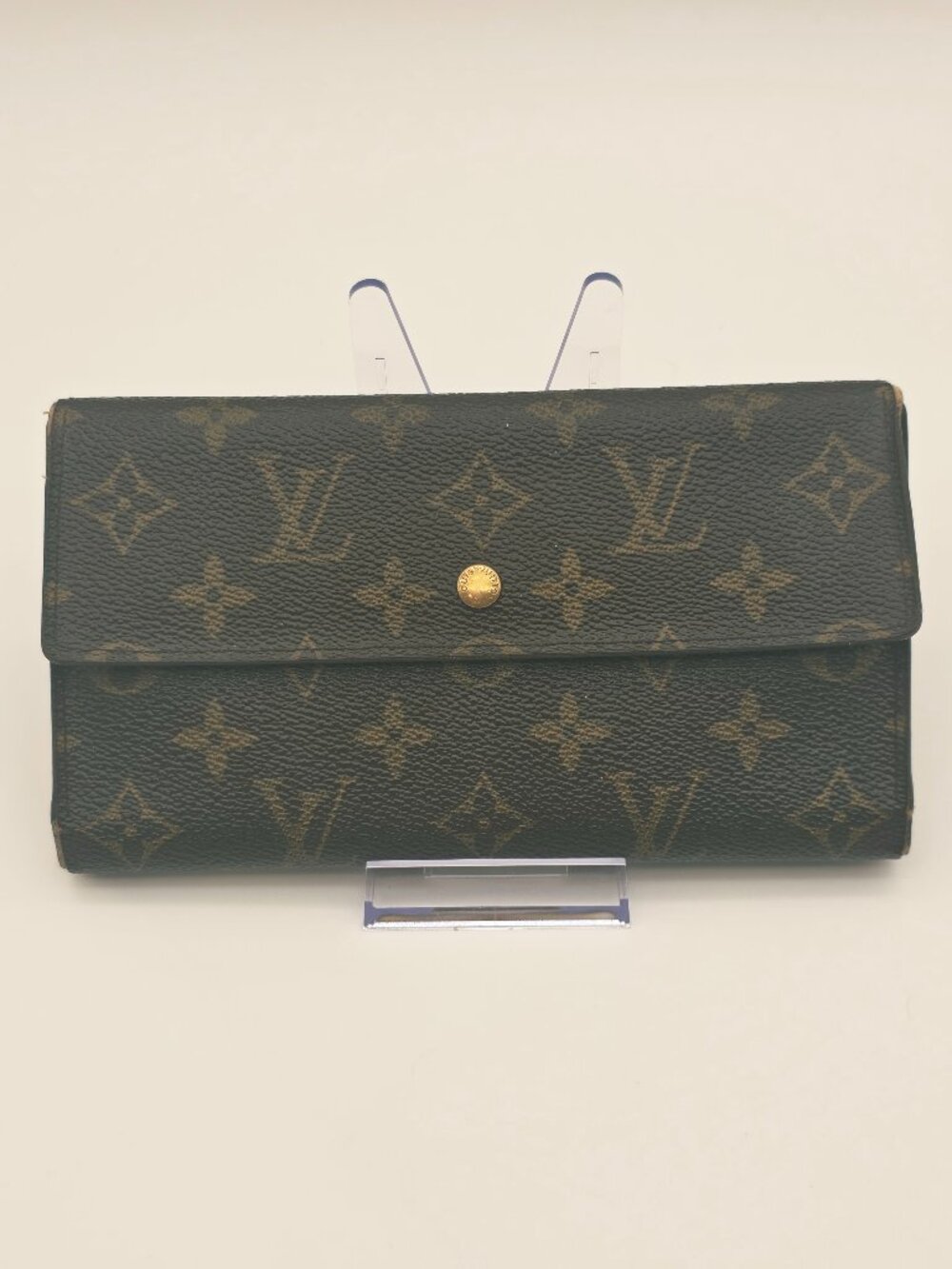Louis Vuitton Monogram Sarah Wallet